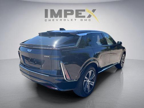 Stellar Black Metallic 2024 Cadillac LYRIQ Luxury