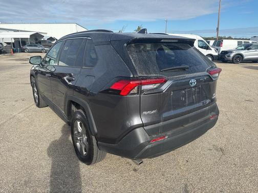 2024 Toyota RAV4 Hybrid LE