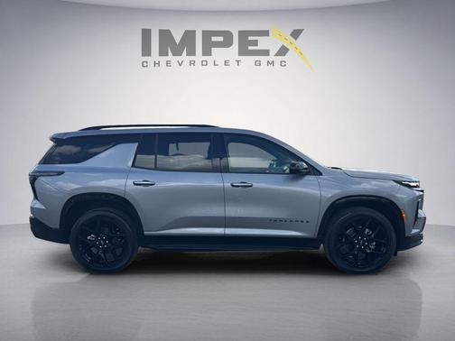 Sterling Gray Metallic 2026 Chevrolet Traverse RS
