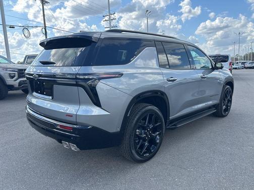 Sterling Gray Metallic 2026 Chevrolet Traverse RS