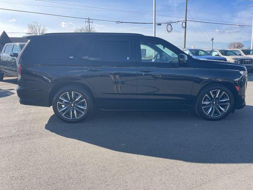 2023 Cadillac Escalade Sport