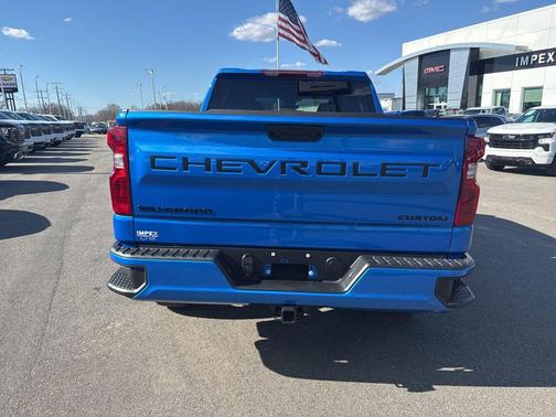 2026 Chevrolet Silverado 1500 Custom