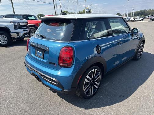 2023 MINI Hardtop Cooper S