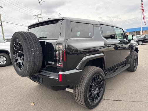 2025 GMC HUMMER EV SUV 2X