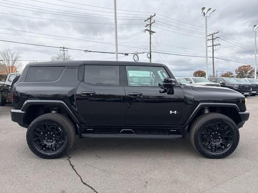 2025 GMC HUMMER EV SUV 2X