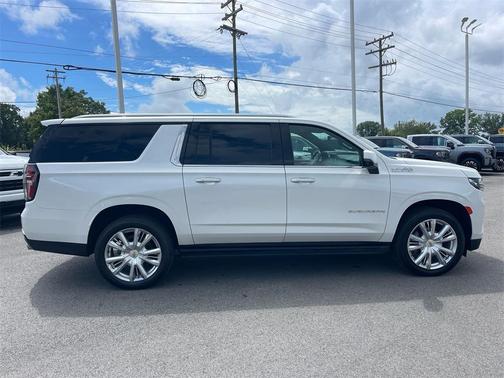 2022 Chevrolet Suburban 4WD High Country