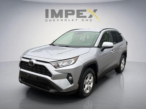 Silver Sky Metallic 2020 Toyota RAV4 XLE