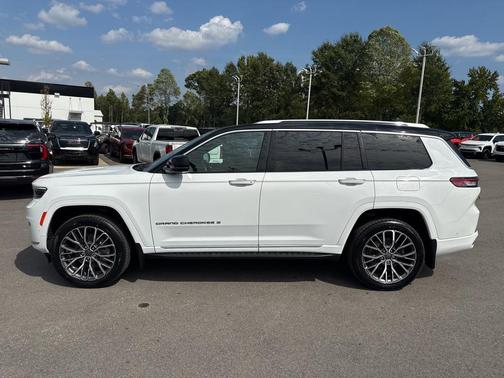 2022 Jeep Grand Cherokee L Summit Reserve