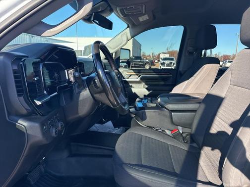 2024 Chevrolet Silverado 3500 LT