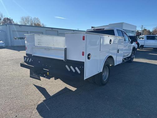 2024 Chevrolet Silverado 3500 LT
