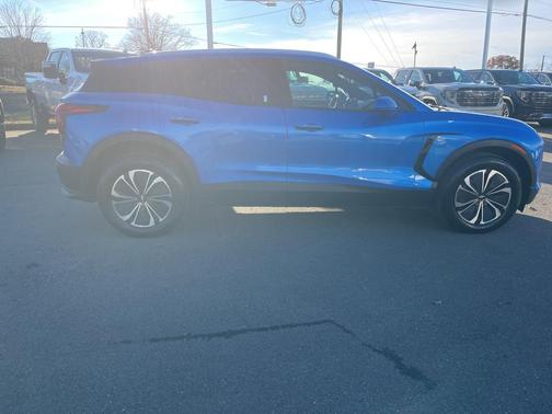 2025 Chevrolet Blazer EV AWD LT