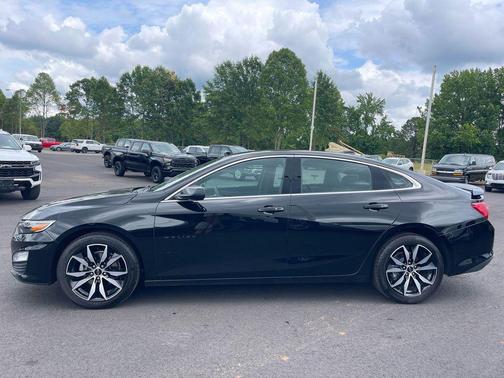 2024 Chevrolet Malibu FWD RS