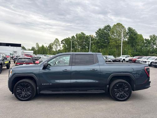 Deep Ocean Metallic 2026 GMC Sierra EV Extended Range Elevation