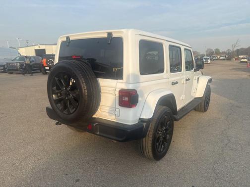 Bright White Clearcoat 2025 Jeep Wrangler 4xe Sahara
