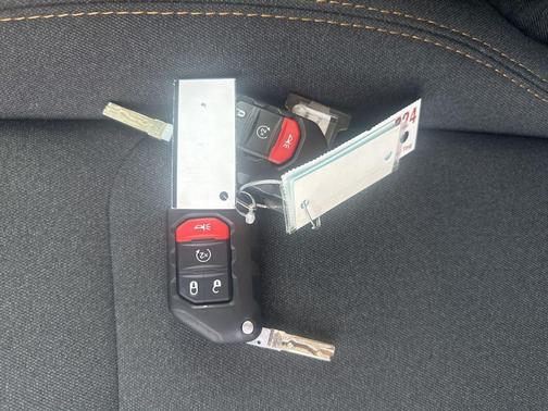 Bright White Clearcoat 2025 Jeep Wrangler 4xe Sahara