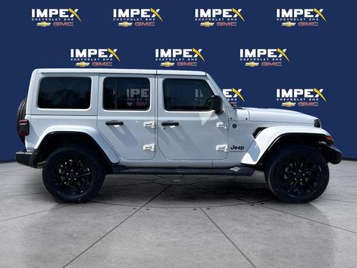 Bright White Clearcoat 2025 Jeep Wrangler 4xe Sahara