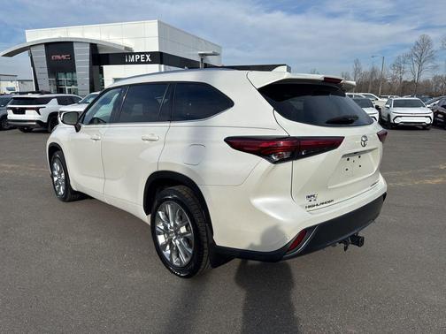 2021 Toyota Highlander Platinum
