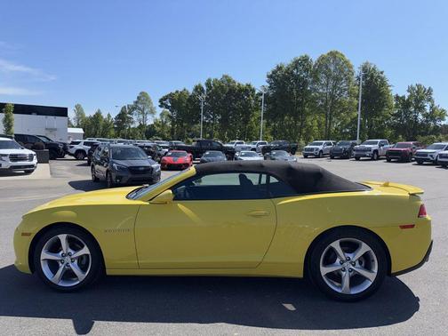 Bright Yellow 2015 Chevrolet Camaro 1LT
