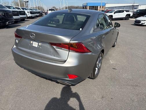 2018 Lexus IS 300 Base
