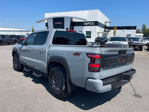 2025 Nissan Frontier PRO-4X