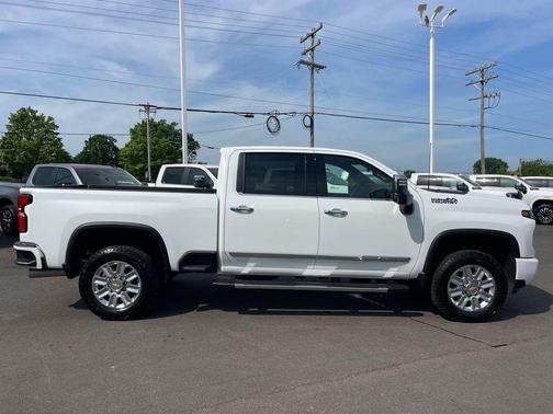 2024 Chevrolet Silverado 2500 High Country
