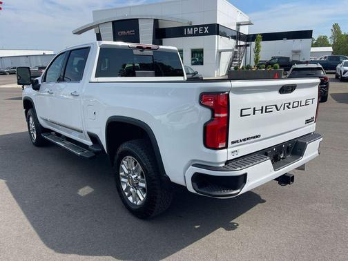 2024 Chevrolet Silverado 2500 High Country