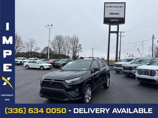 2025 Toyota RAV4 XLE Premium