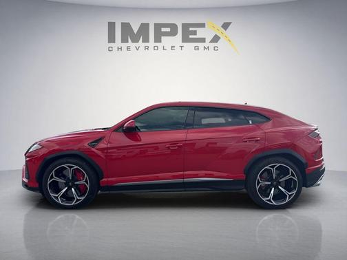 2022 Lamborghini Urus Graphite Capsule