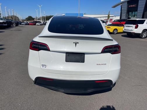 2022 Tesla Model Y Performance Dual Motor All-Wheel Drive