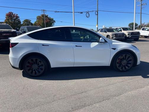 2022 Tesla Model Y Performance Dual Motor All-Wheel Drive