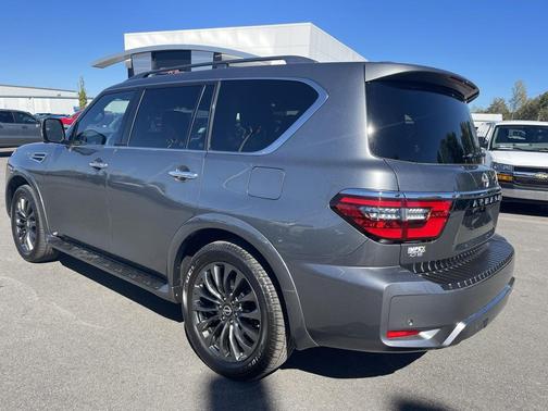 2024 Nissan Armada Platinum 4WD