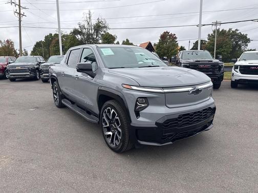 2025 Chevrolet Silverado EV RST
