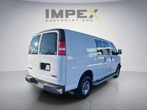 Summit White 2022 GMC Savana 2500 Work Van