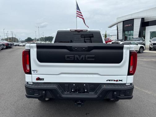 2023 GMC Sierra 1500 AT4X