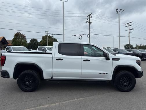 2023 GMC Sierra 1500 AT4X