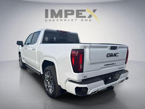 Glacier White Tricoat 2026 GMC Sierra 1500 Denali Ultimate