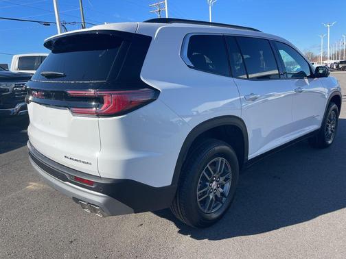2026 GMC Acadia Elevation FWD