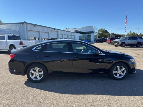 2024 Chevrolet Malibu FWD 1LT