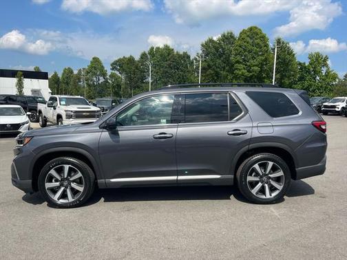 2025 Honda Pilot Touring 8-Passenger
