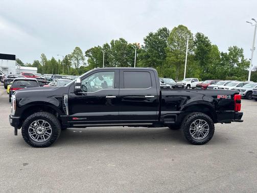 Agate Black Metallic 2024 Ford F-250 XL