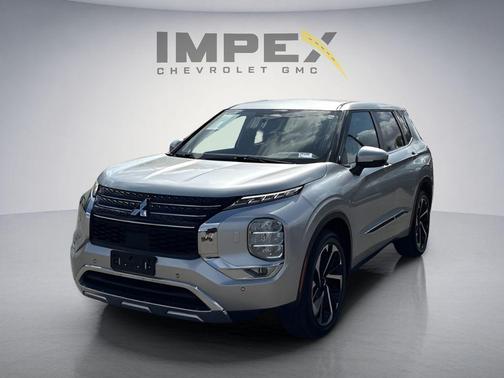 Alloy Silver Metallic 2022 Mitsubishi Outlander SE