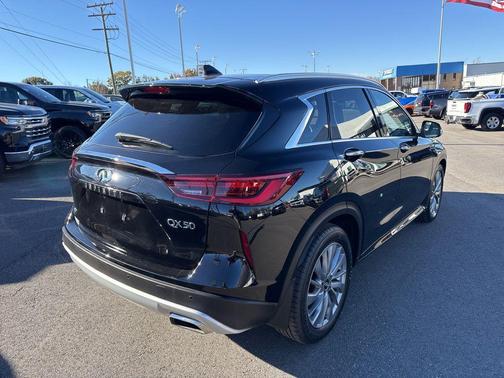 2024 INFINITI QX50 LUXE AWD