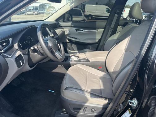 2024 INFINITI QX50 LUXE AWD