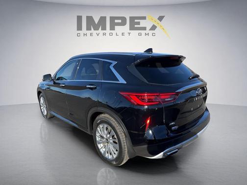 Black Obsidian 2024 INFINITI QX50 LUXE AWD