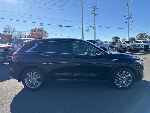2024 INFINITI QX50 LUXE AWD
