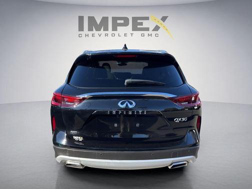 Black Obsidian 2024 INFINITI QX50 LUXE AWD