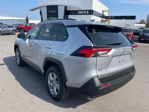 2025 Toyota RAV4 Hybrid XLE