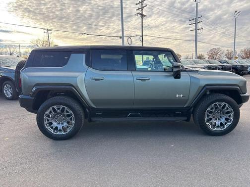 2024 GMC HUMMER EV SUV 3X