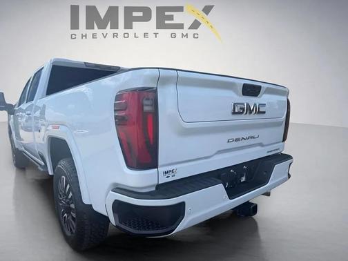 Glacier White Tricoat 2026 GMC Sierra 2500 Denali Ultimate