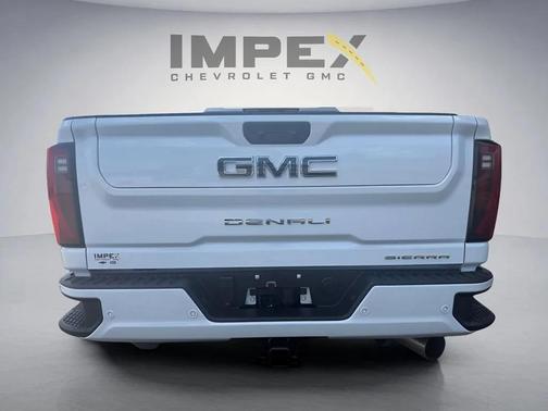 Glacier White Tricoat 2026 GMC Sierra 2500 Denali Ultimate